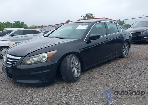 2012 Honda Accord 2.4 Ex from USA, damaged, VIN 1HGCP2E77CA028100